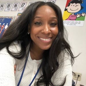 Meet your Posher, Elizabeth